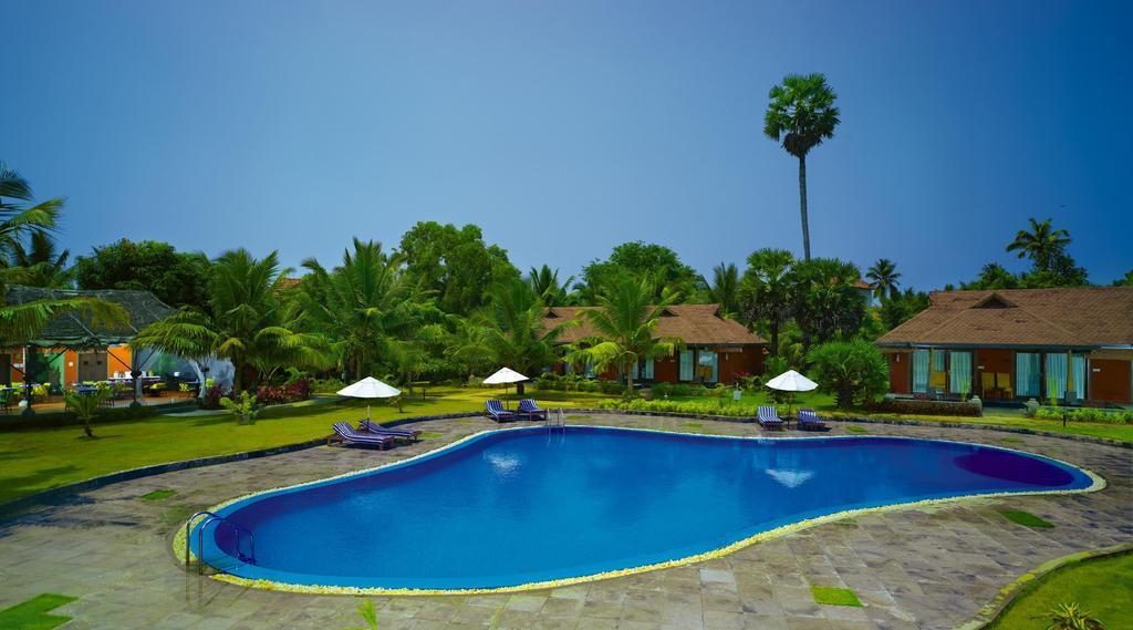 พูวาร์ ไอซ์แลนด์ รีสอร์ท Poovar ภายนอก รูปภาพ