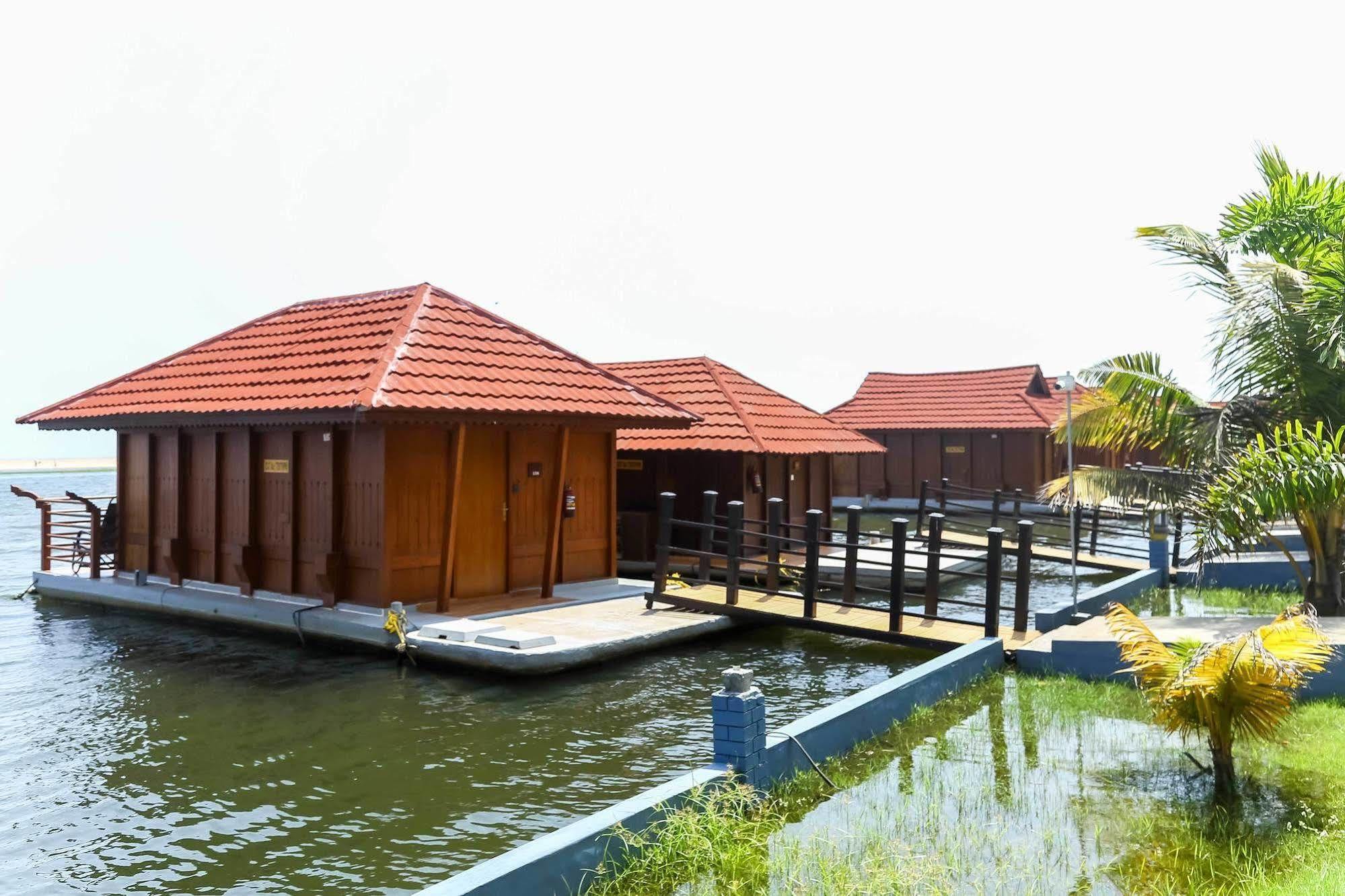 พูวาร์ ไอซ์แลนด์ รีสอร์ท Poovar ภายนอก รูปภาพ