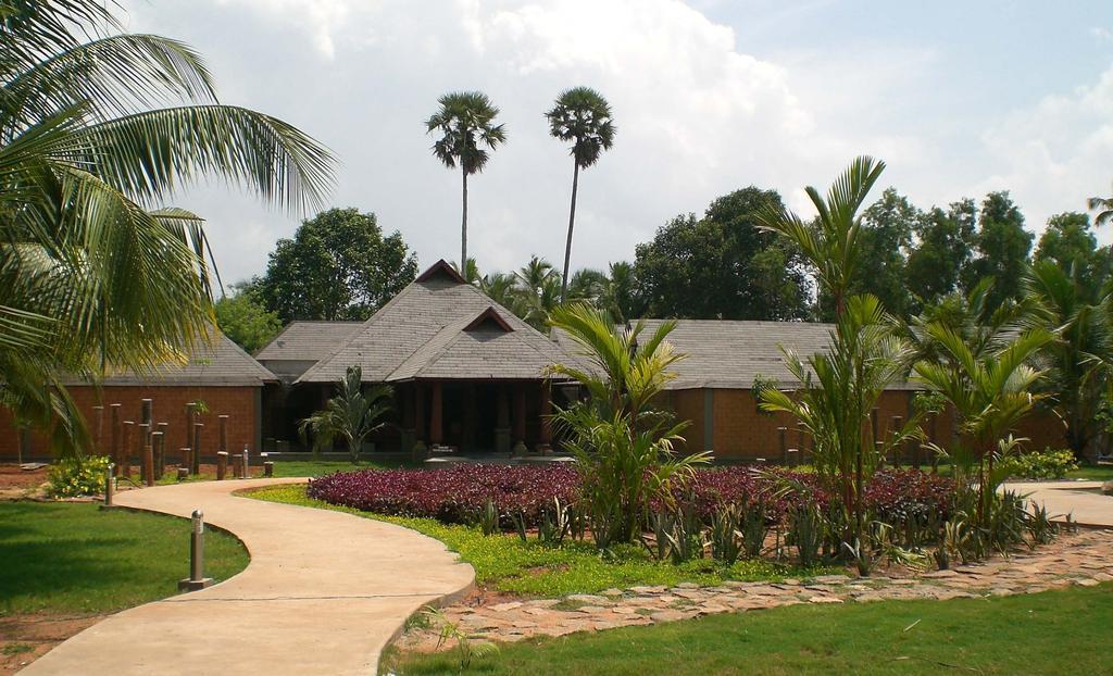 พูวาร์ ไอซ์แลนด์ รีสอร์ท Poovar ภายนอก รูปภาพ