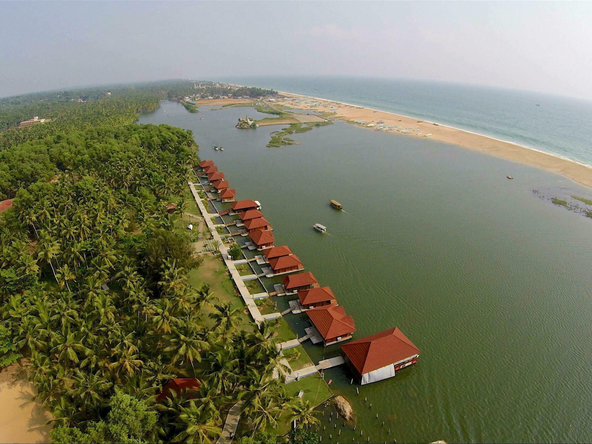 พูวาร์ ไอซ์แลนด์ รีสอร์ท Poovar ภายนอก รูปภาพ